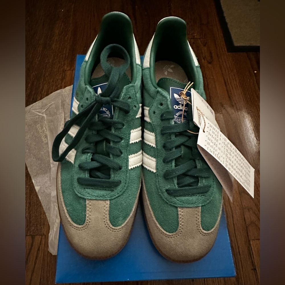 adidas Samba OG
Collegiate Green Gum Grey Toe